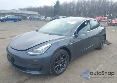 2019 Tesla Model 3 Long Range/Performance из США, поврежденный, VIN 5YJ3E1EB6KF209925